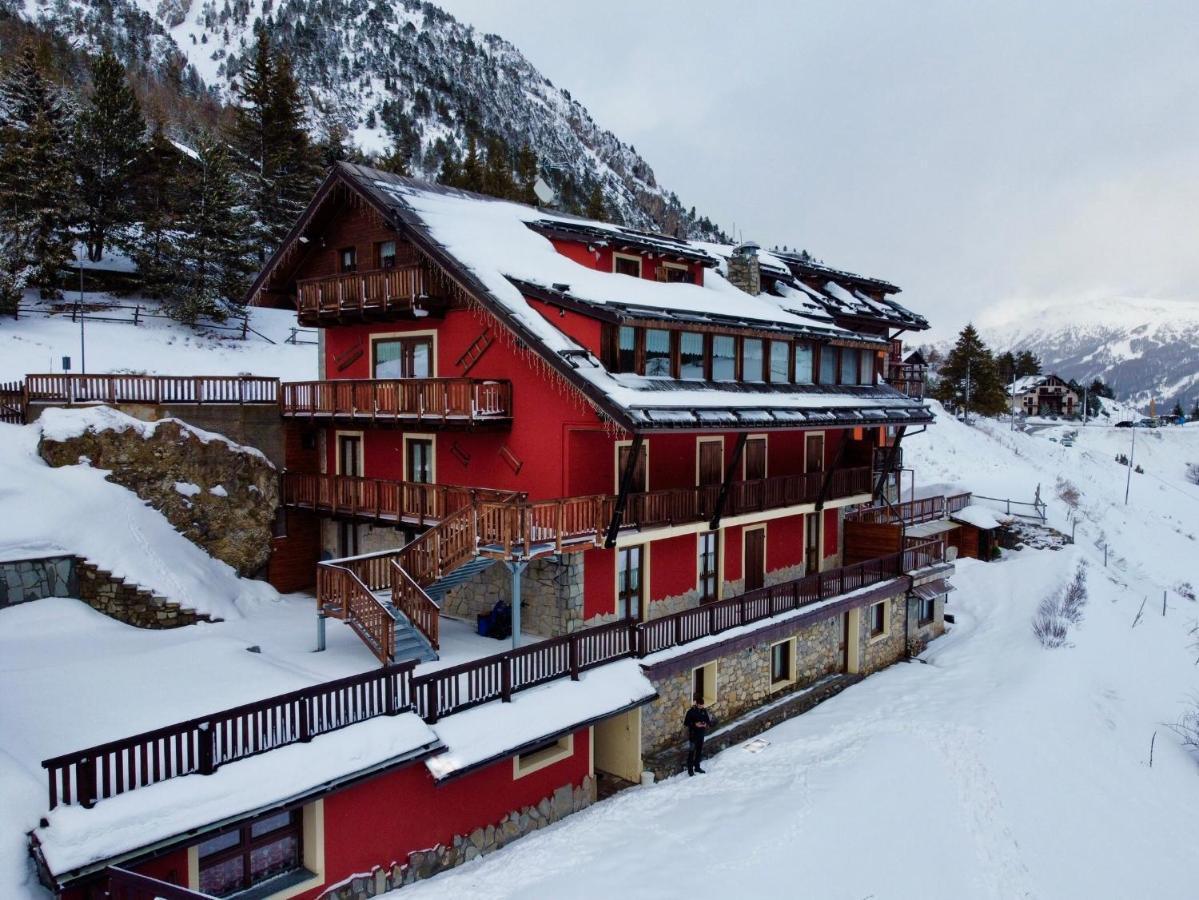 Hotel Piccolo Chalet كلافييري المظهر الخارجي الصورة