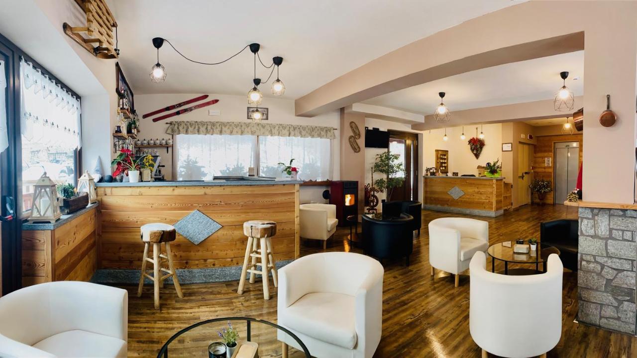 Hotel Piccolo Chalet كلافييري المظهر الخارجي الصورة