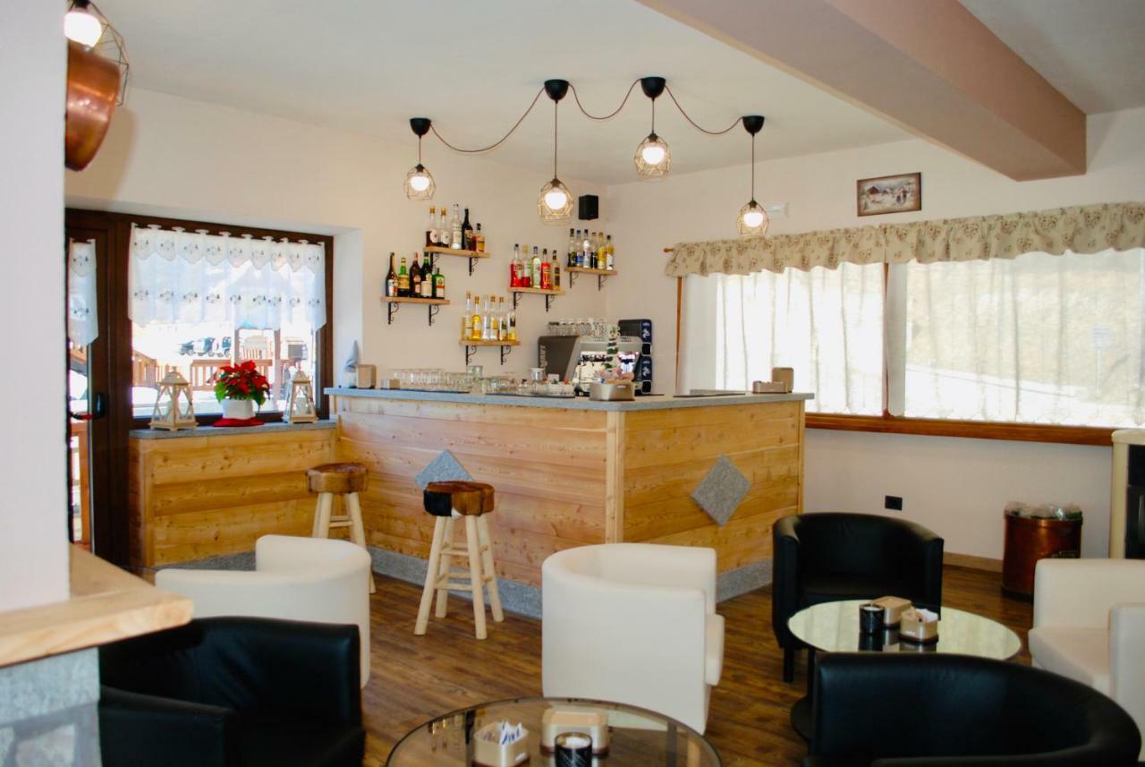 Hotel Piccolo Chalet كلافييري المظهر الخارجي الصورة